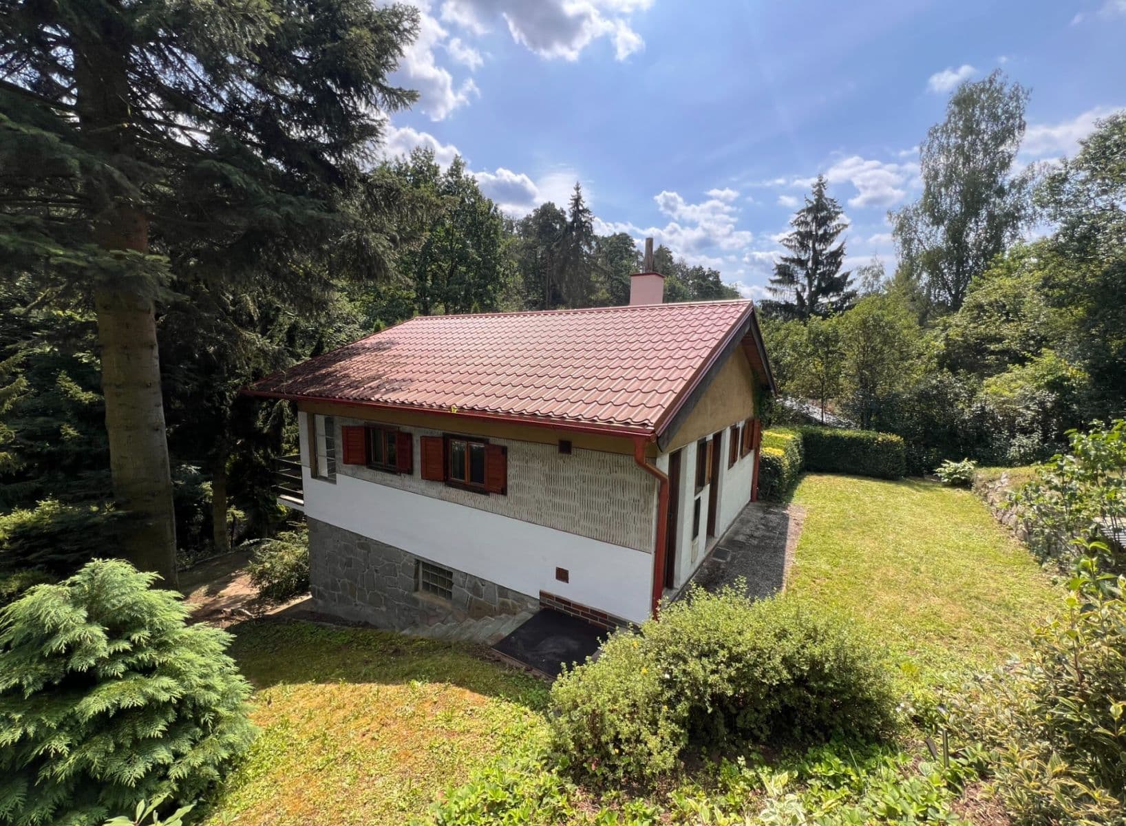 Prodej chaty, chalupy 72 m², pozemek 590 m², Slapy, Středočeský kraj Prodej chaty, chalupy 72 m², pozemek 590 m², Slapy, Středočeský kraj