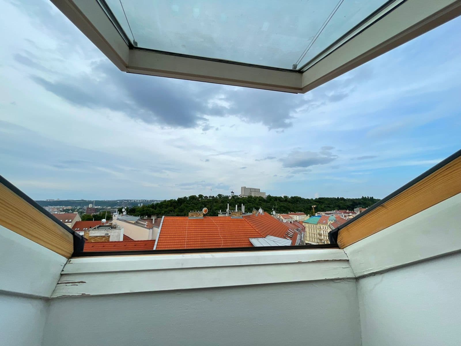 Pronájem bytu 4+kk 189 m², Seifertova, Praha, Praha Pronájem bytu 4+kk 189 m², Seifertova, Praha, Praha