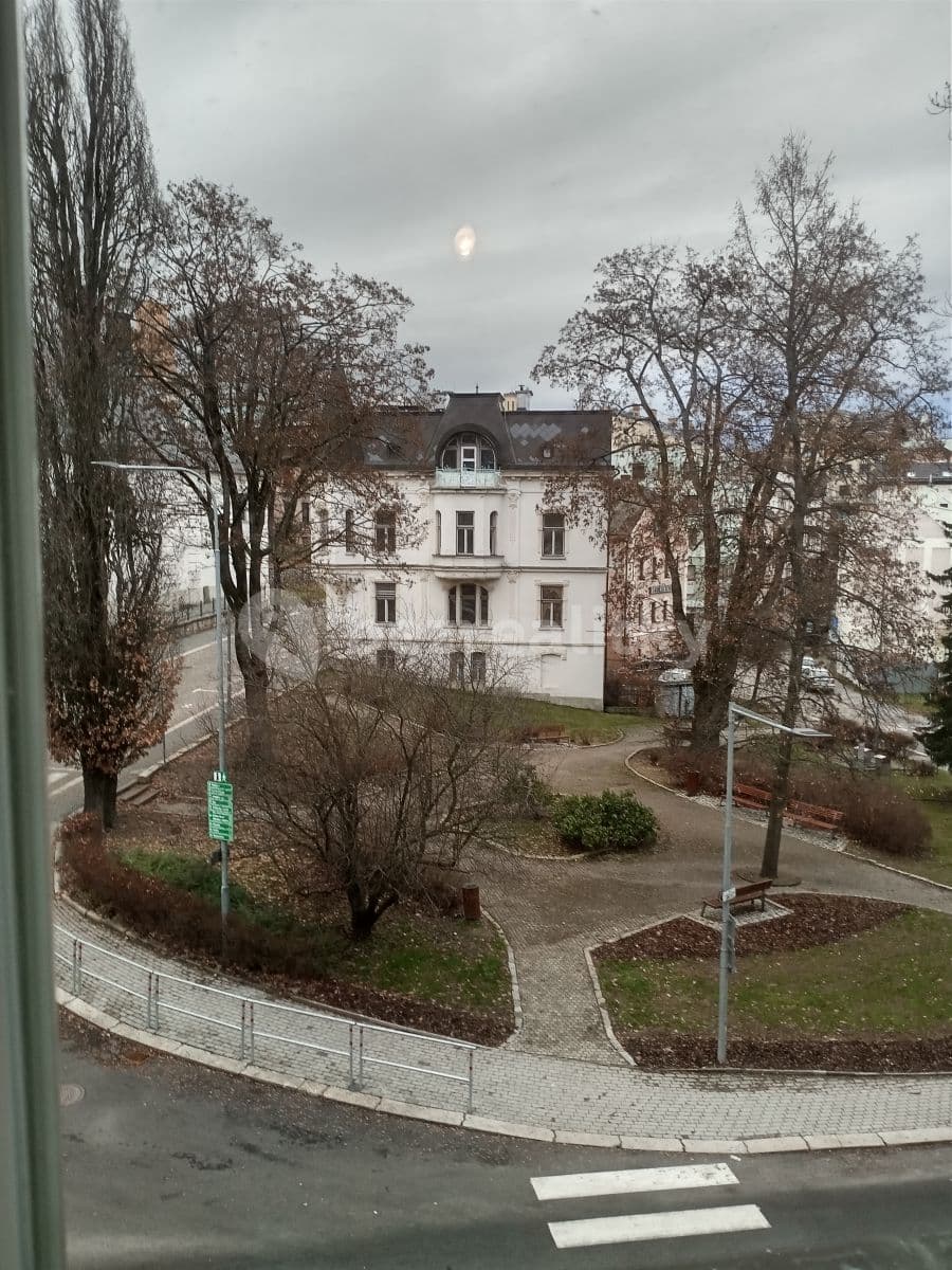 Pronájem bytu 1+kk 21 m², Anenské náměstí, Jablonec nad Nisou, Liberecký kraj Pronájem bytu 1+kk 21 m², Anenské náměstí, Jablonec nad Nisou, Liberecký kraj