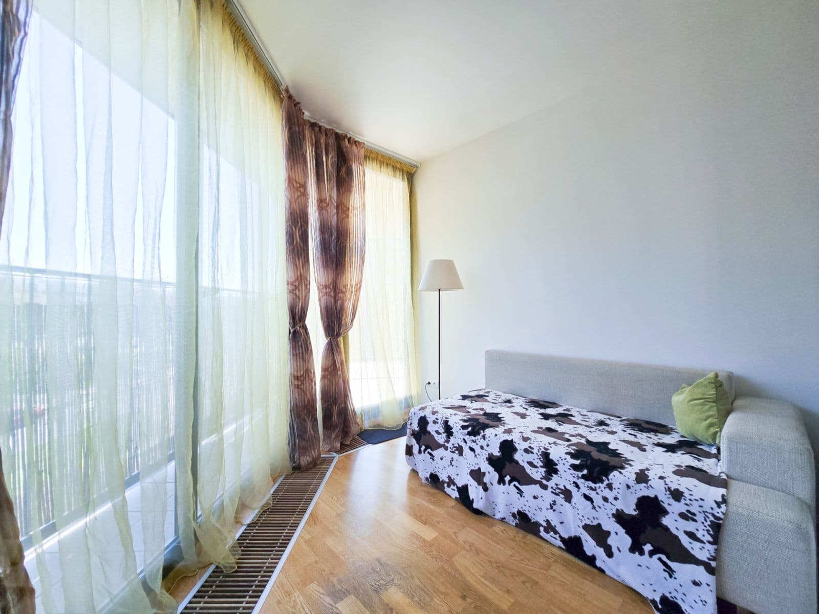 Pronájem bytu 2+kk 81 m², Ke Kapslovně, Praha, Praha Pronájem bytu 2+kk 81 m², Ke Kapslovně, Praha, Praha