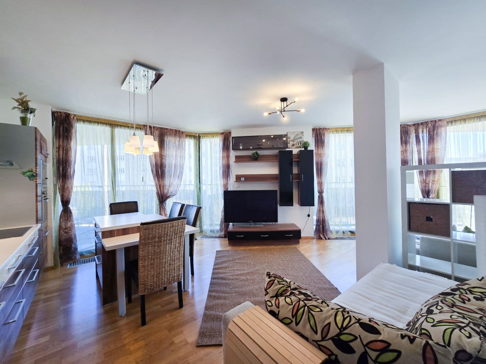 Pronájem bytu 2+kk 81 m², Ke Kapslovně, Praha, Praha Pronájem bytu 2+kk 81 m², Ke Kapslovně, Praha, Praha