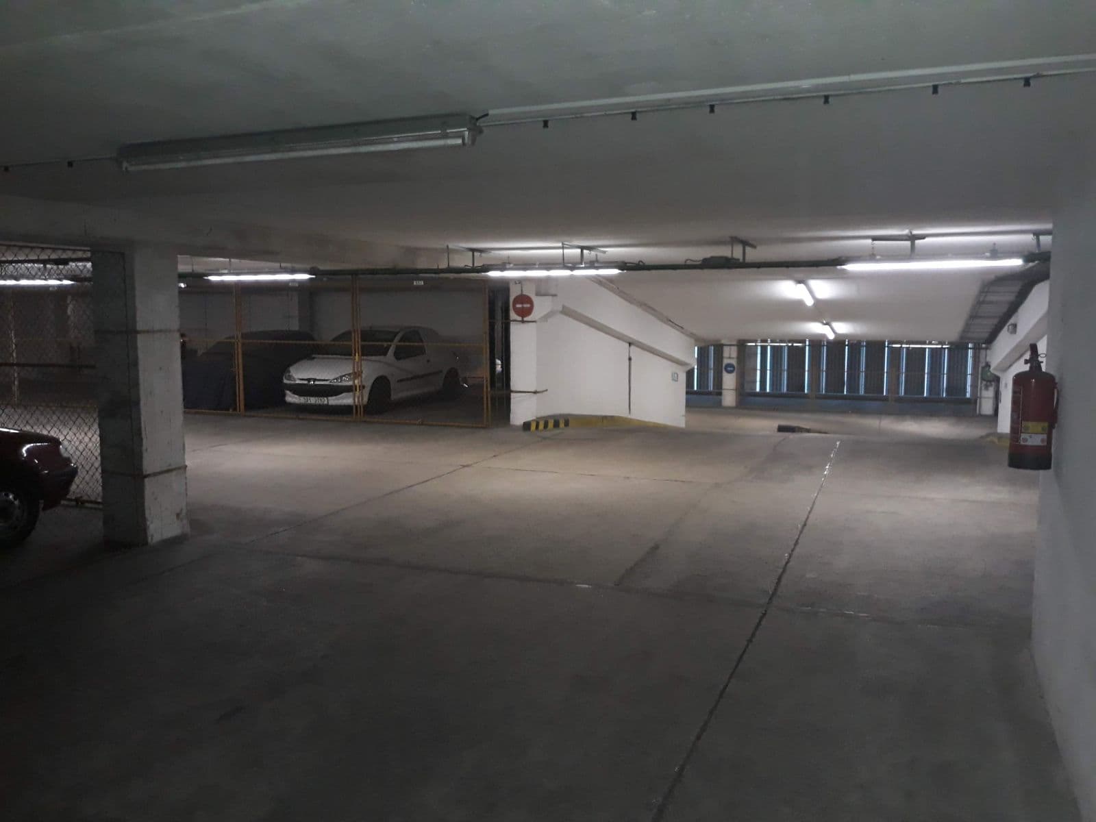 Pronájem garáže 15 m², Milevská, Praha, Praha Pronájem garáže 15 m², Milevská, Praha, Praha