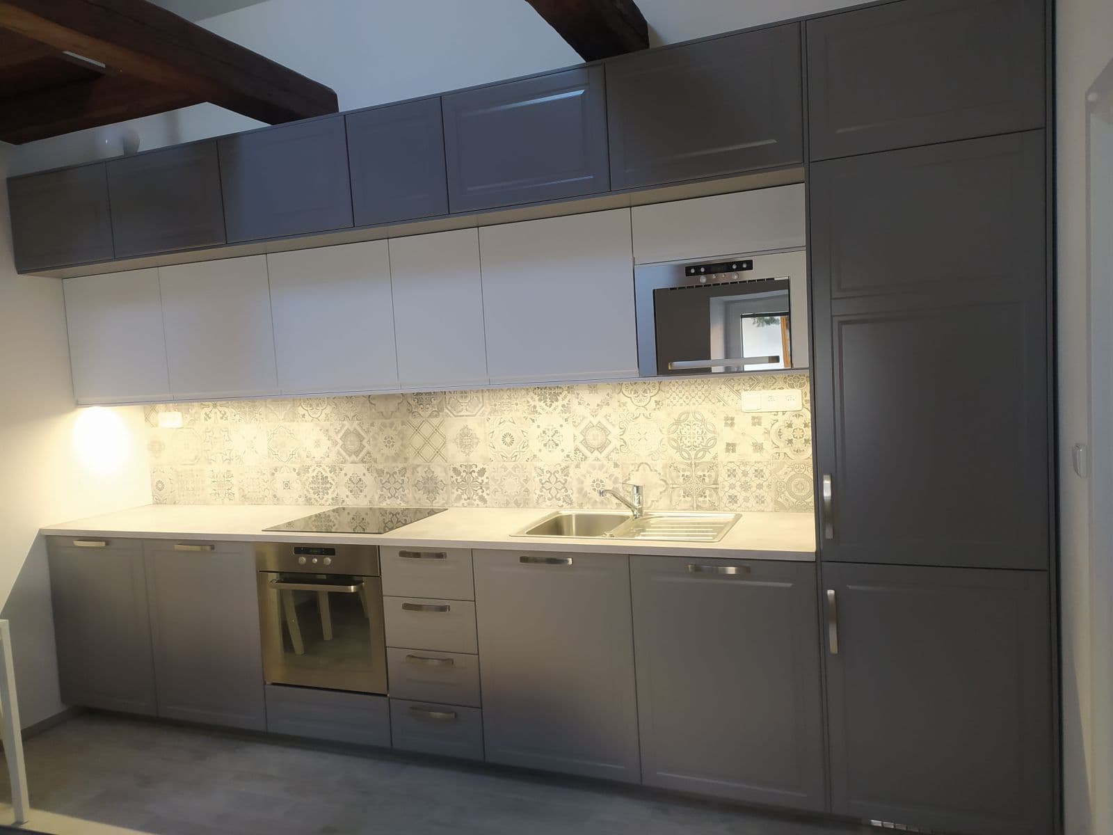 Pronájem bytu 2+kk 46 m², Čisovická, Mníšek pod Brdy, Středočeský kraj Pronájem bytu 2+kk 46 m², Čisovická, Mníšek pod Brdy, Středočeský kraj