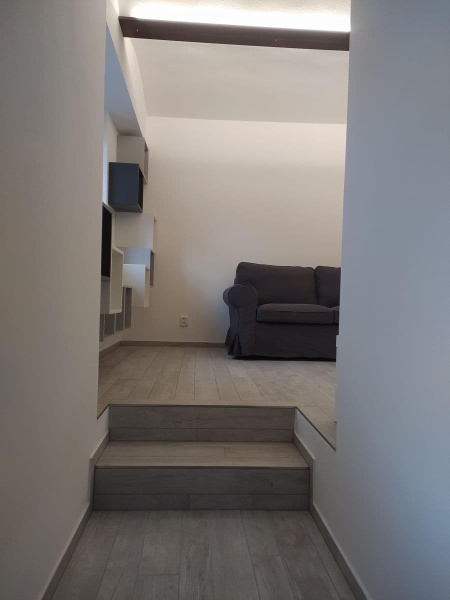 Pronájem bytu 2+kk 46 m², Čisovická, Mníšek pod Brdy, Středočeský kraj Pronájem bytu 2+kk 46 m², Čisovická, Mníšek pod Brdy, Středočeský kraj