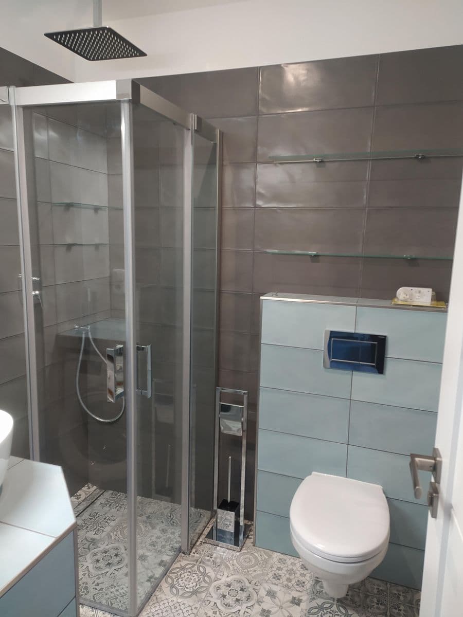 Pronájem bytu 2+kk 46 m², Čisovická, Mníšek pod Brdy, Středočeský kraj Pronájem bytu 2+kk 46 m², Čisovická, Mníšek pod Brdy, Středočeský kraj