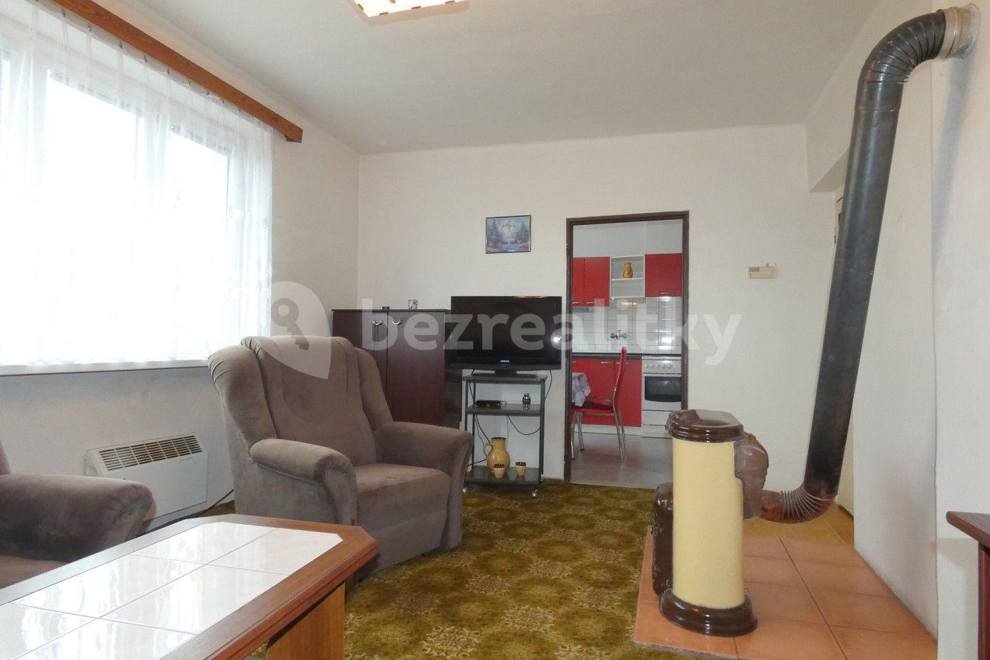 Prodej bytu 3+1 78 m², Čestín, Středočeský kraj
