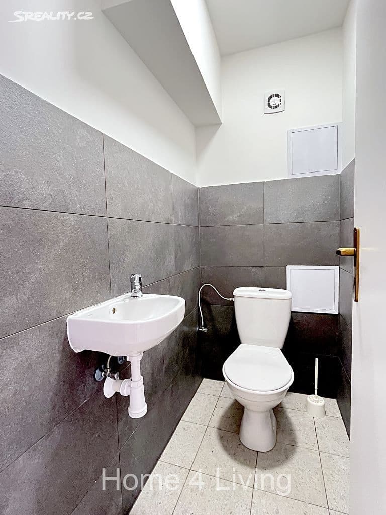 Pronájem bytu Garsoniéra 28 m², Obřanská, Brno, Jihomoravský kraj Pronájem bytu Garsoniéra 28 m², Obřanská, Brno, Jihomoravský kraj
