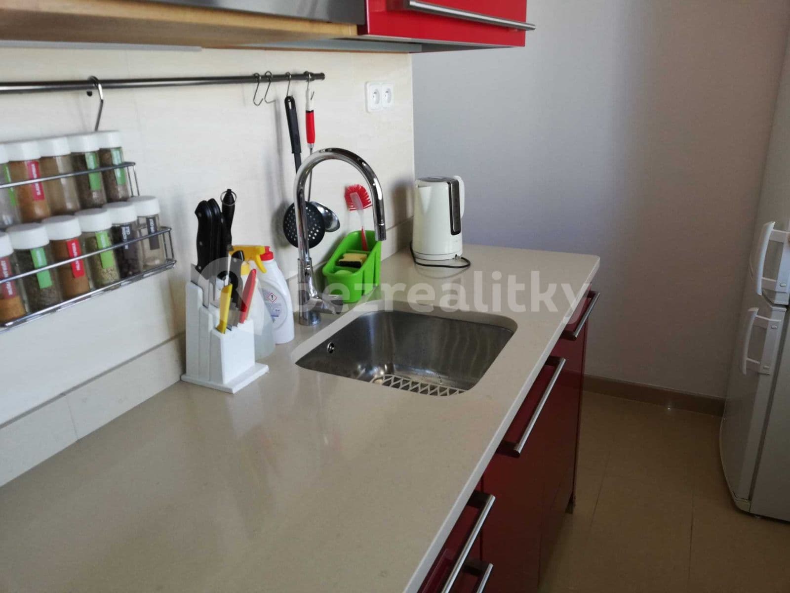 Pronájem bytu 2+1 52 m², Chelčického, Zlín, Zlínský kraj Pronájem bytu 2+1 52 m², Chelčického, Zlín, Zlínský kraj