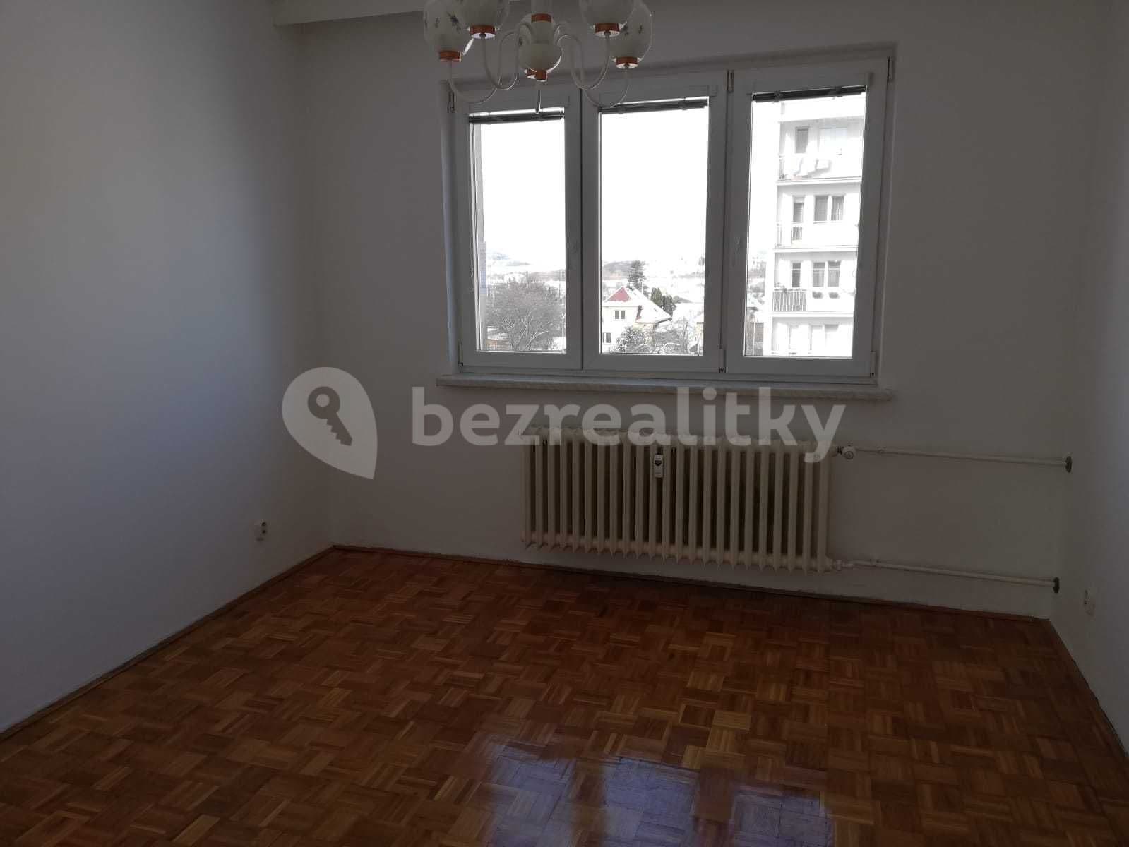 Pronájem bytu 2+1 52 m², Chelčického, Zlín, Zlínský kraj Pronájem bytu 2+1 52 m², Chelčického, Zlín, Zlínský kraj