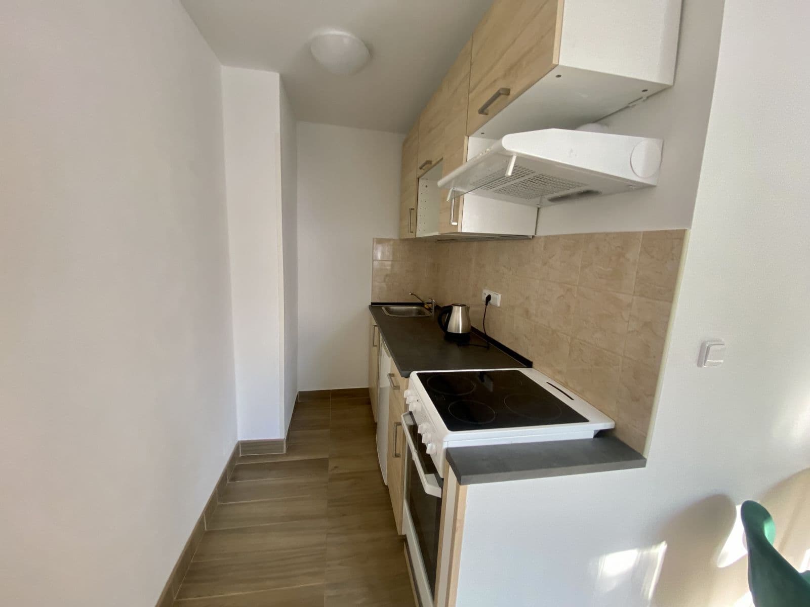 Pronájem bytu 1+kk 24 m², Smetanova, Mělník, Středočeský kraj Pronájem bytu 1+kk 24 m², Smetanova, Mělník, Středočeský kraj