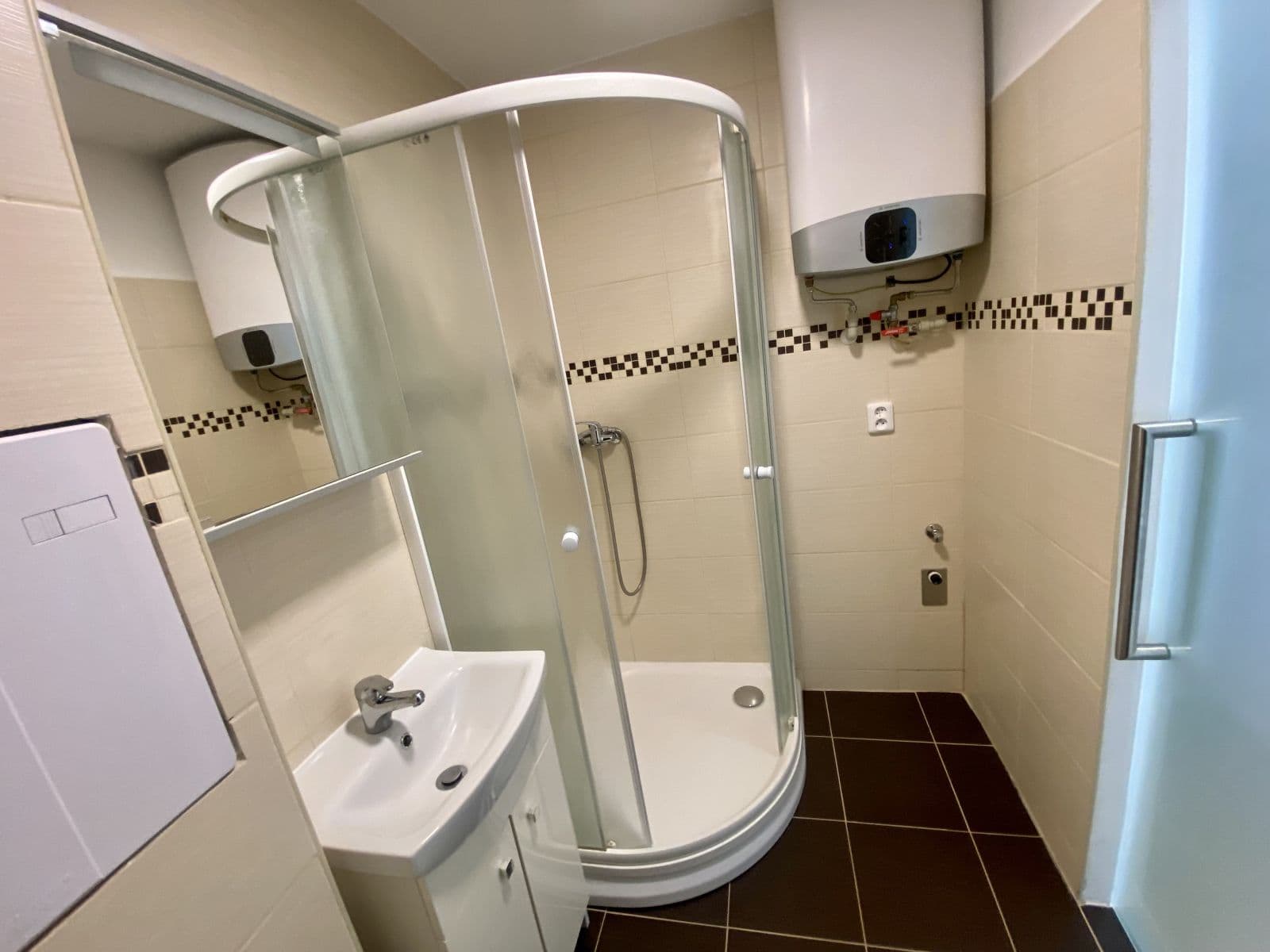 Pronájem bytu 1+kk 24 m², Smetanova, Mělník, Středočeský kraj Pronájem bytu 1+kk 24 m², Smetanova, Mělník, Středočeský kraj