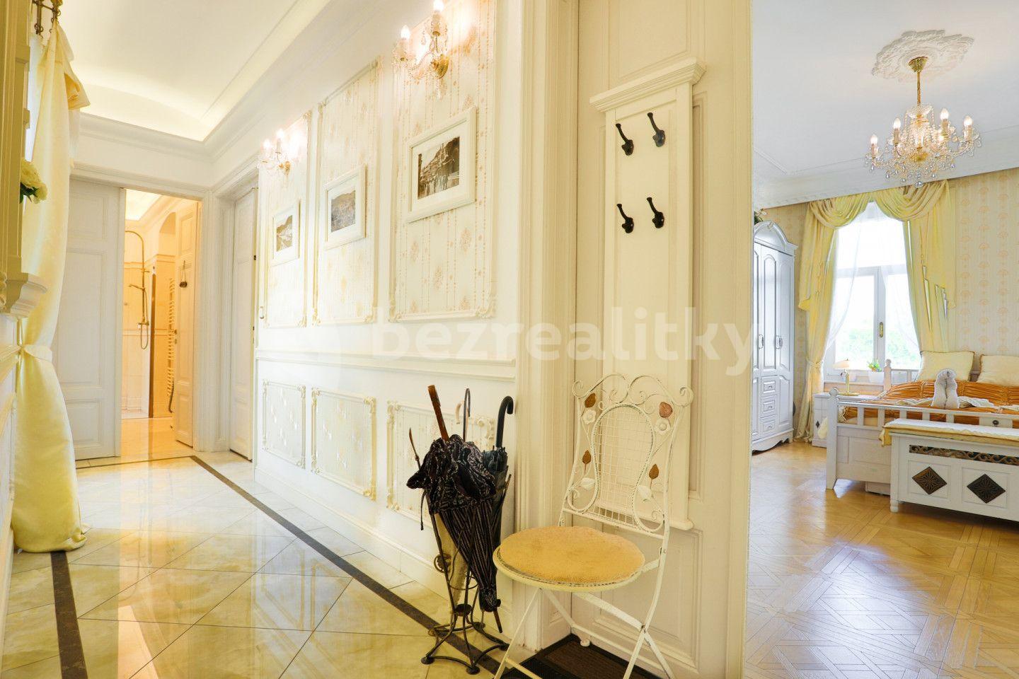 Prodej bytu 3+kk 78 m², Zeyerova, Karlovy Vary, Karlovarský kraj