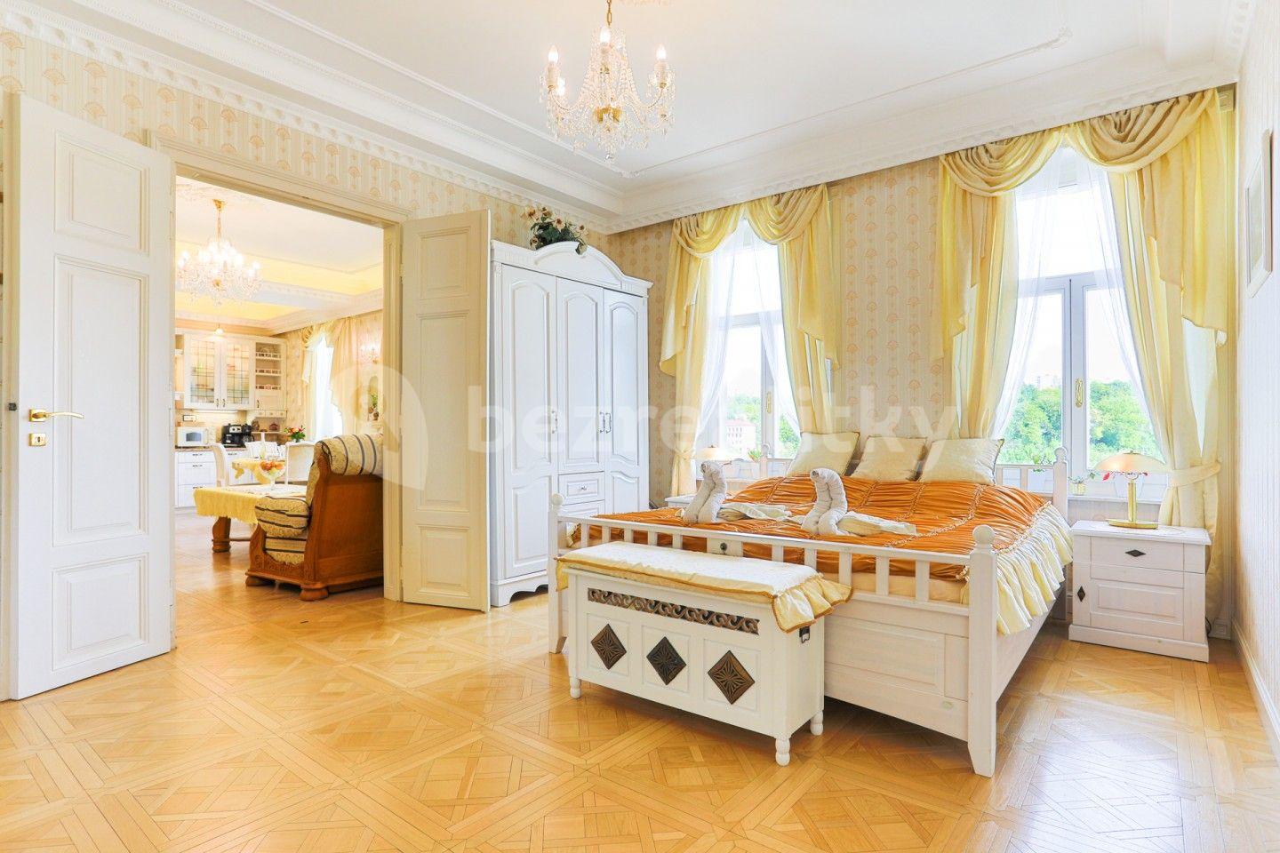 Prodej bytu 3+kk 78 m², Zeyerova, Karlovy Vary, Karlovarský kraj