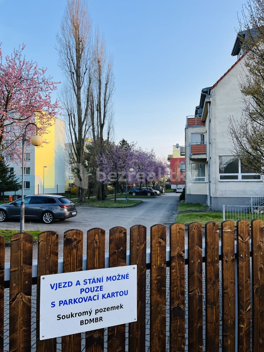 Pronájem bytu 1+kk 46 m², Svojsíkova, Mladá Boleslav, Středočeský kraj Pronájem bytu 1+kk 46 m², Svojsíkova, Mladá Boleslav, Středočeský kraj