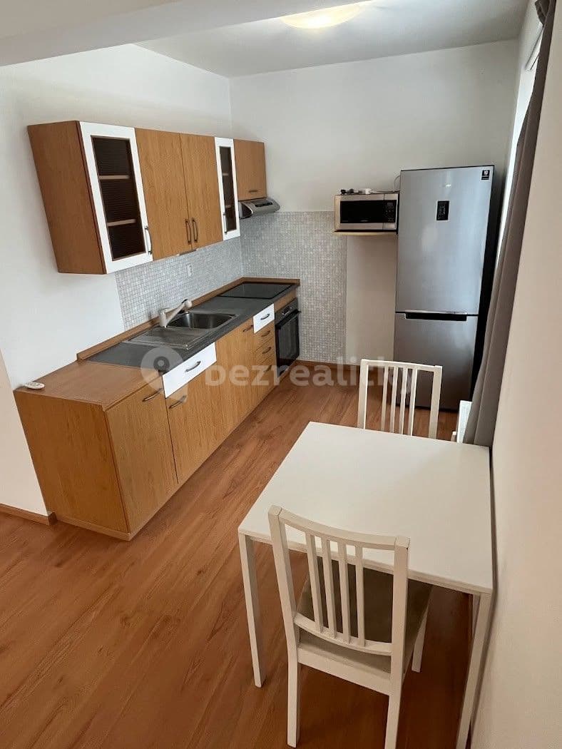 Pronájem bytu 1+kk 46 m², Svojsíkova, Mladá Boleslav, Středočeský kraj Pronájem bytu 1+kk 46 m², Svojsíkova, Mladá Boleslav, Středočeský kraj