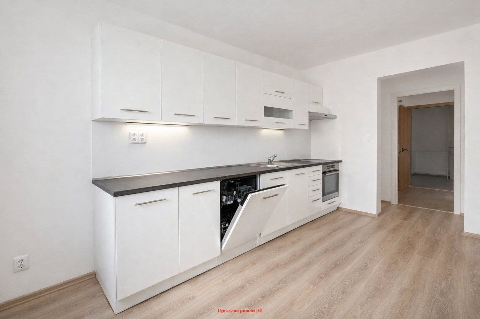 Pronájem bytu 2+1 61 m², Hlavní třída, Havířov, Moravskoslezský kraj Pronájem bytu 2+1 61 m², Hlavní třída, Havířov, Moravskoslezský kraj