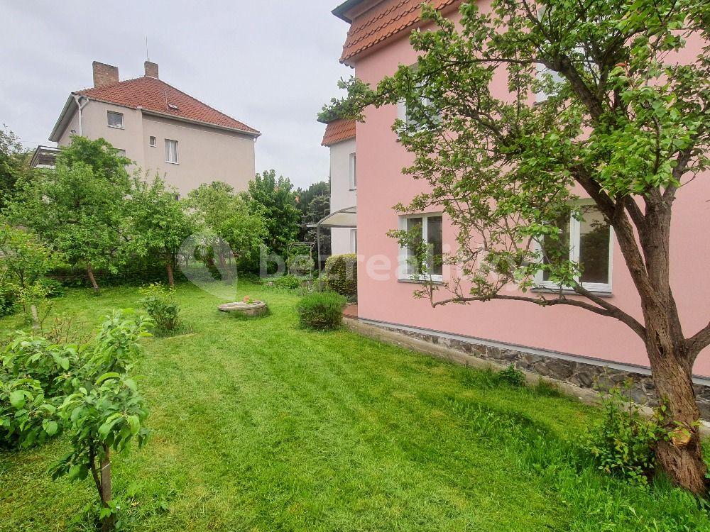 Prodej domu 380 m², pozemek 490 m², Rozvodova, Praha, Praha