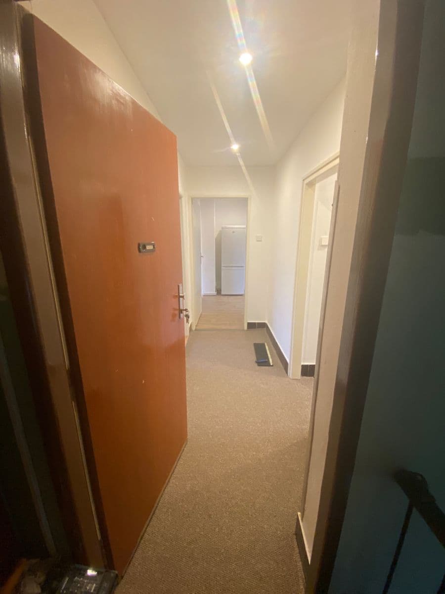 Pronájem bytu 2+1 67 m², Týnec nad Sázavou, Středočeský kraj Pronájem bytu 2+1 67 m², Týnec nad Sázavou, Středočeský kraj