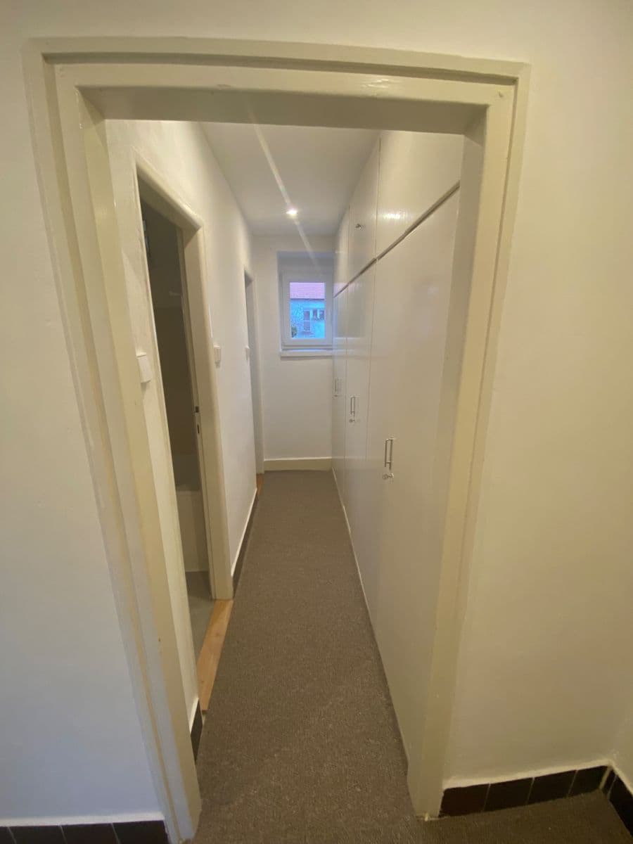Pronájem bytu 2+1 67 m², Týnec nad Sázavou, Středočeský kraj Pronájem bytu 2+1 67 m², Týnec nad Sázavou, Středočeský kraj