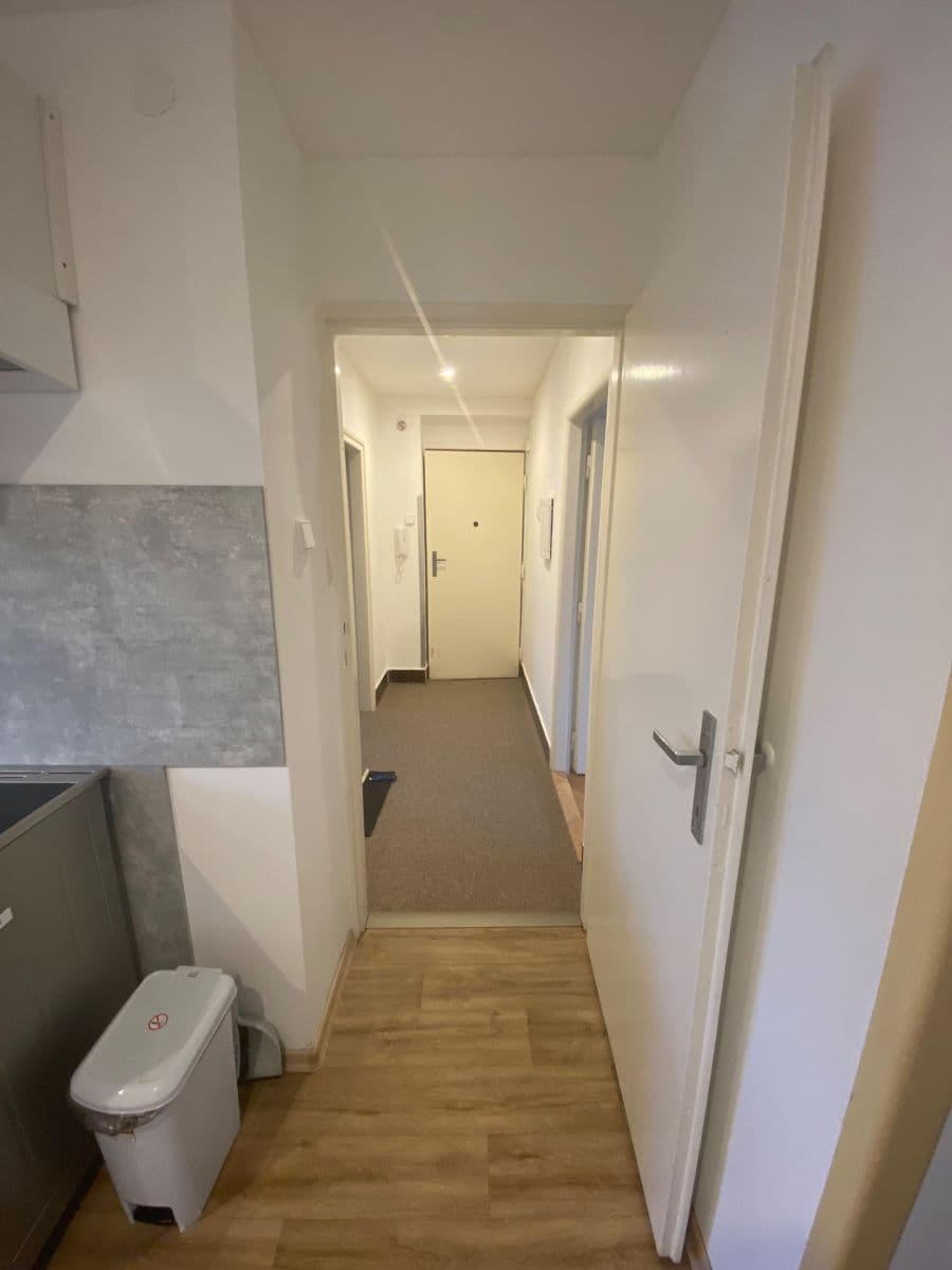 Pronájem bytu 2+1 67 m², Týnec nad Sázavou, Středočeský kraj Pronájem bytu 2+1 67 m², Týnec nad Sázavou, Středočeský kraj