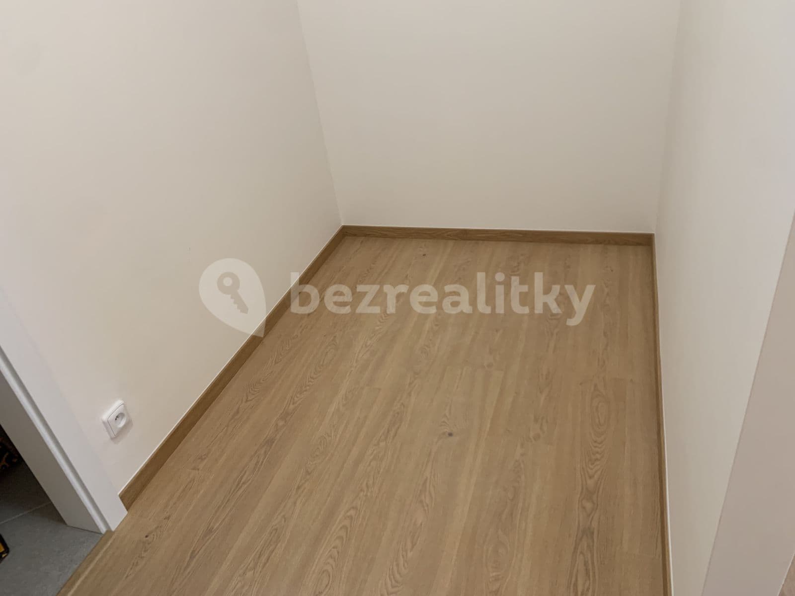 Pronájem bytu 2+kk 54 m², Drnovská, Praha, Praha Pronájem bytu 2+kk 54 m², Drnovská, Praha, Praha