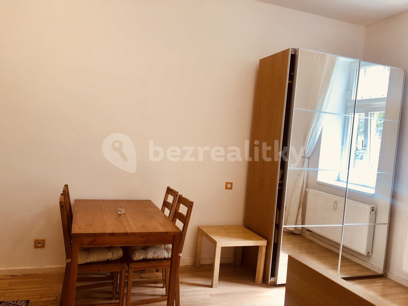 Pronájem bytu 1+kk 30 m², Bořivojova, Praha, Praha Pronájem bytu 1+kk 30 m², Bořivojova, Praha, Praha