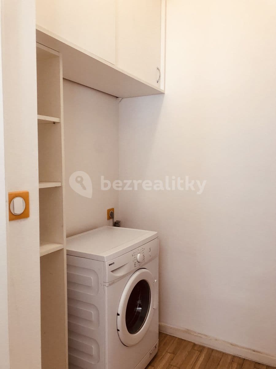Pronájem bytu 1+kk 30 m², Bořivojova, Praha, Praha Pronájem bytu 1+kk 30 m², Bořivojova, Praha, Praha