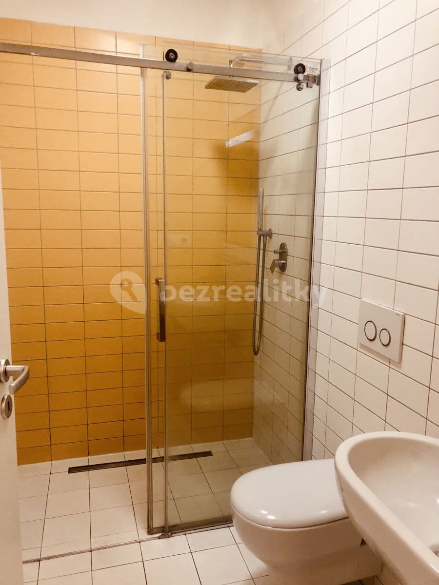 Pronájem bytu 1+kk 30 m², Bořivojova, Praha, Praha Pronájem bytu 1+kk 30 m², Bořivojova, Praha, Praha