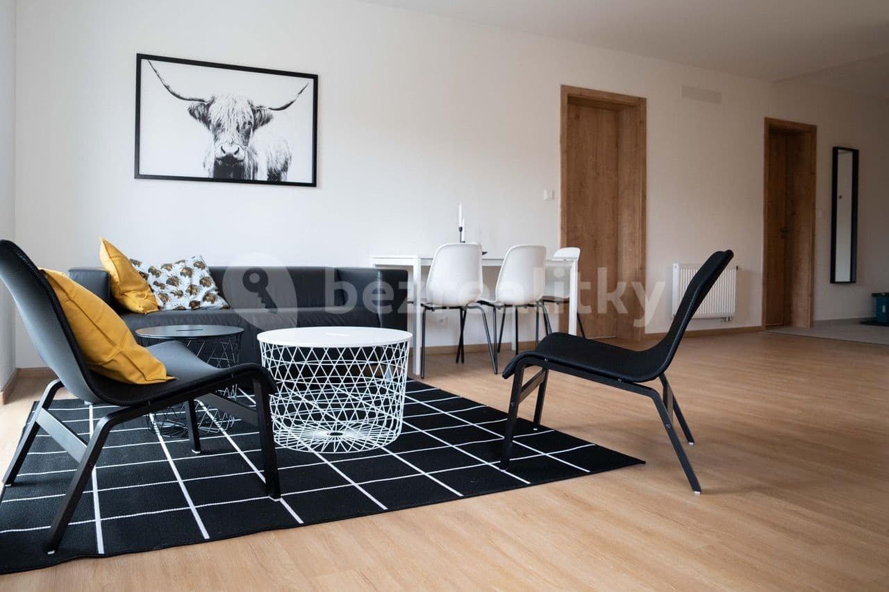 Pronájem bytu 3+kk 75 m², Čepkovská, Zlín, Zlínský kraj Pronájem bytu 3+kk 75 m², Čepkovská, Zlín, Zlínský kraj