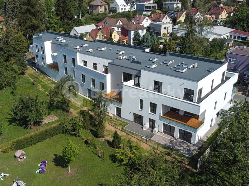 Pronájem bytu 3+kk 75 m², Čepkovská, Zlín, Zlínský kraj Pronájem bytu 3+kk 75 m², Čepkovská, Zlín, Zlínský kraj