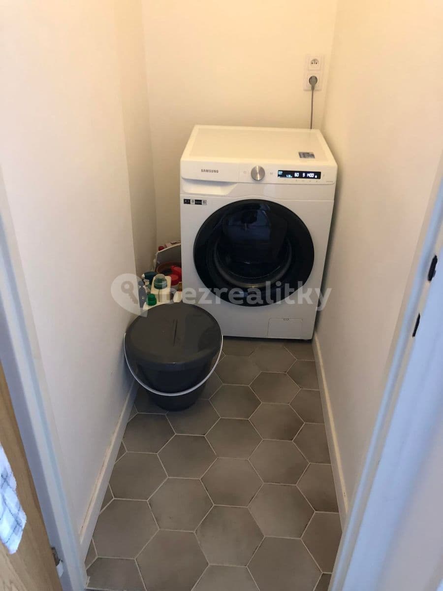 Pronájem bytu 3+kk 60 m², Ruská, Praha, Praha Pronájem bytu 3+kk 60 m², Ruská, Praha, Praha