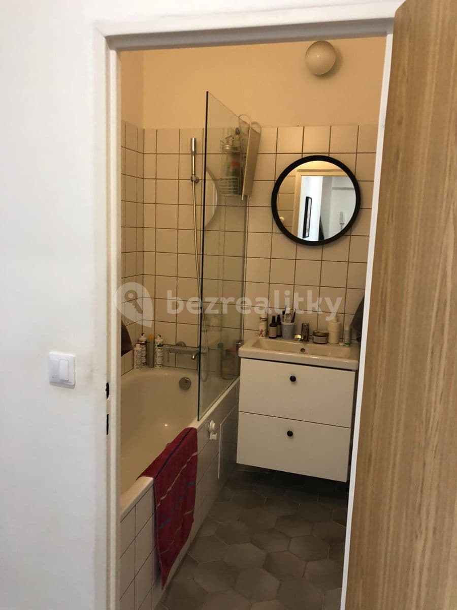 Pronájem bytu 3+kk 60 m², Ruská, Praha, Praha Pronájem bytu 3+kk 60 m², Ruská, Praha, Praha