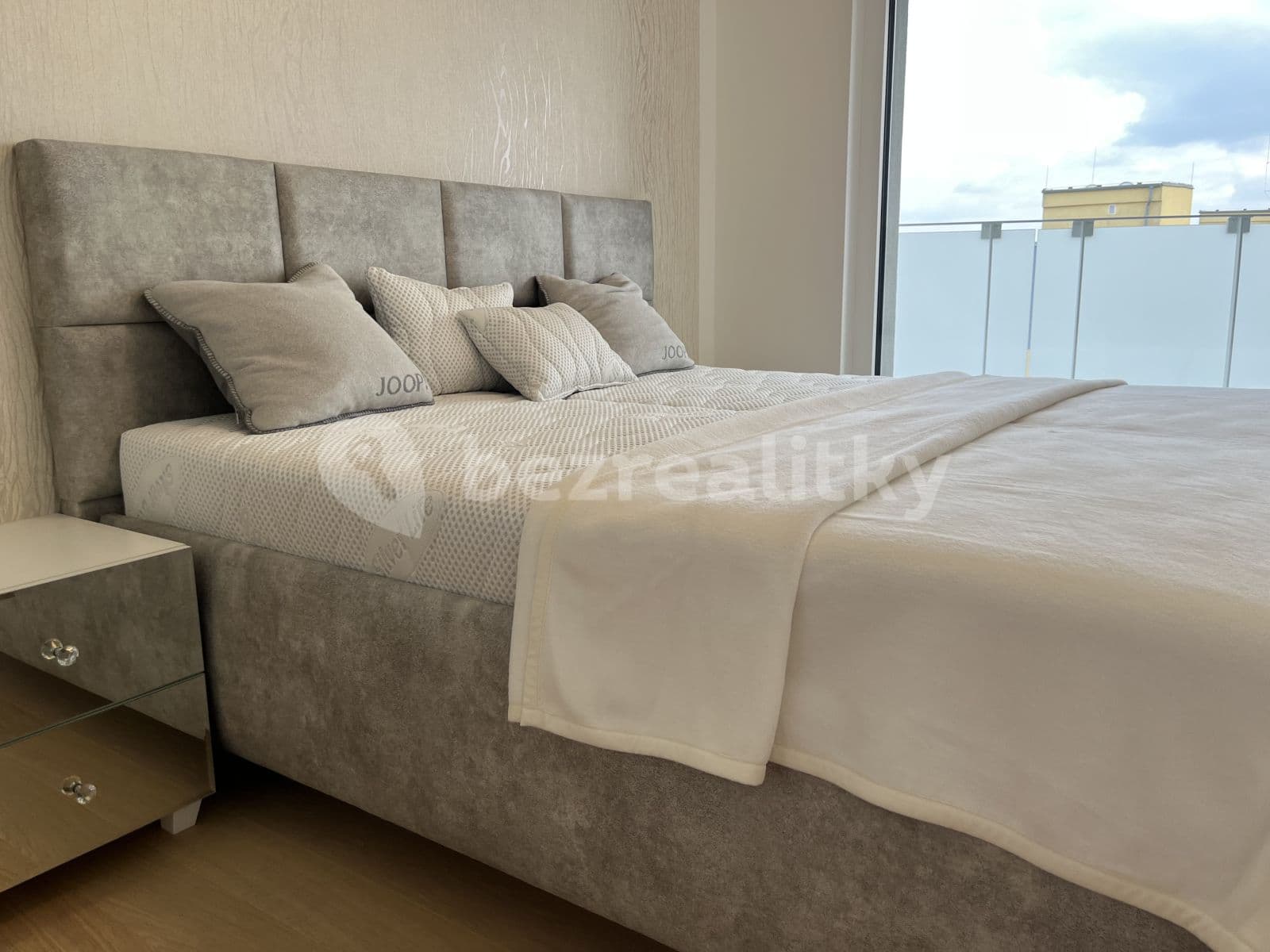 Pronájem bytu 2+kk 55 m², Hodonínská, Praha, Praha Pronájem bytu 2+kk 55 m², Hodonínská, Praha, Praha