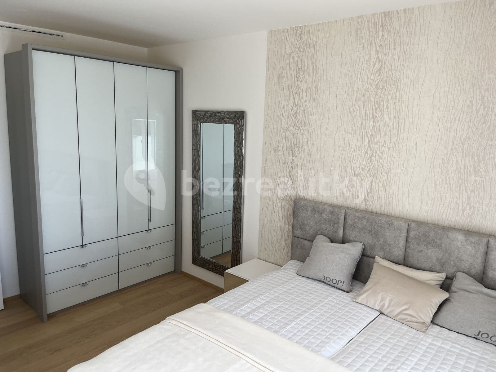 Pronájem bytu 2+kk 55 m², Hodonínská, Praha, Praha Pronájem bytu 2+kk 55 m², Hodonínská, Praha, Praha