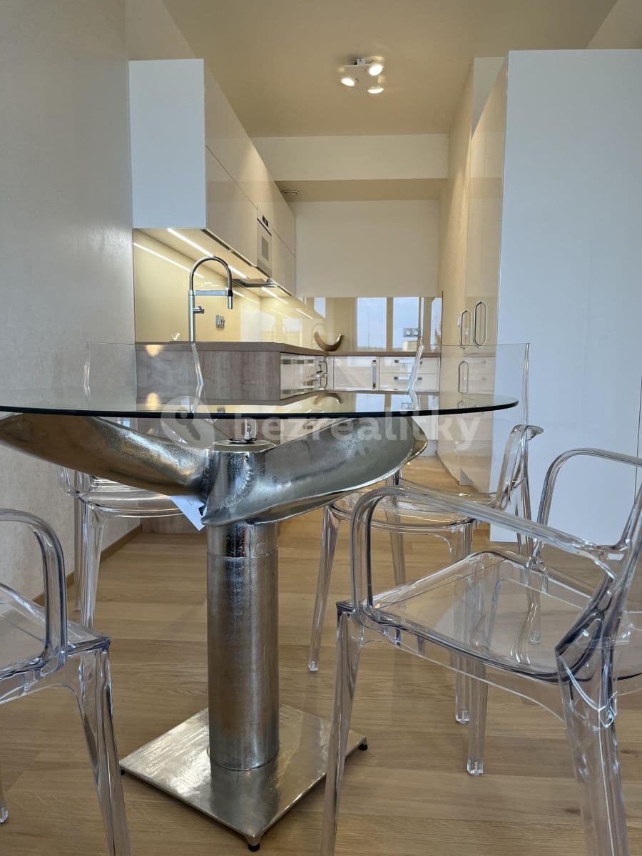 Pronájem bytu 2+kk 55 m², Hodonínská, Praha, Praha Pronájem bytu 2+kk 55 m², Hodonínská, Praha, Praha
