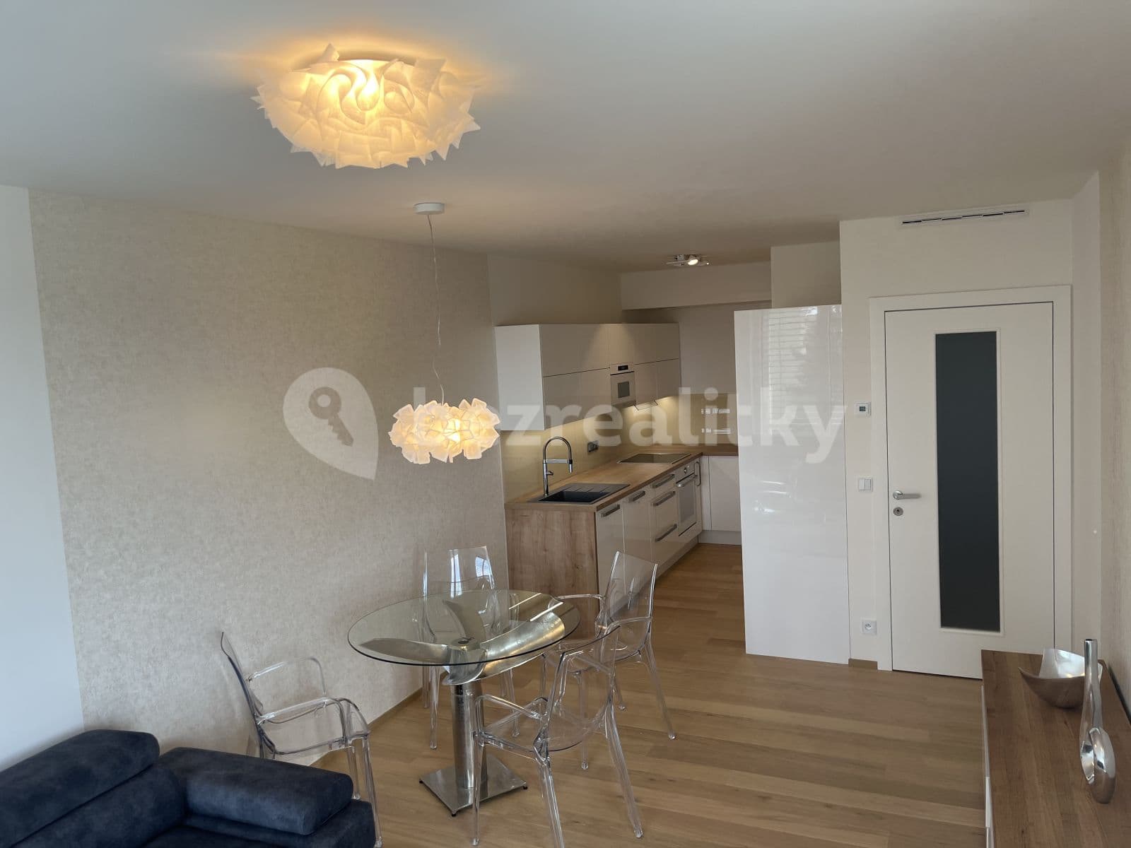Pronájem bytu 2+kk 55 m², Hodonínská, Praha, Praha Pronájem bytu 2+kk 55 m², Hodonínská, Praha, Praha