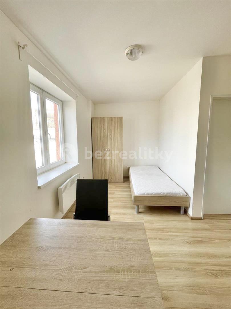 Pronájem bytu 1+kk 17 m², Hybešova, Brno, Jihomoravský kraj