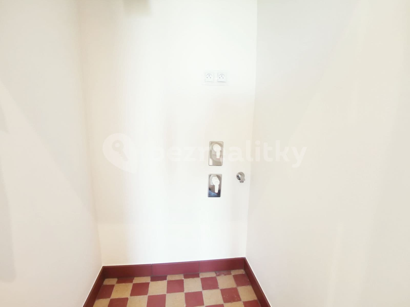 Pronájem bytu 2+1 67 m², Kamýcká, Praha, Praha Pronájem bytu 2+1 67 m², Kamýcká, Praha, Praha