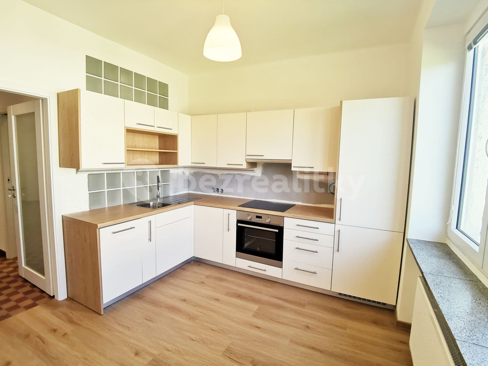 Pronájem bytu 2+1 67 m², Kamýcká, Praha, Praha Pronájem bytu 2+1 67 m², Kamýcká, Praha, Praha