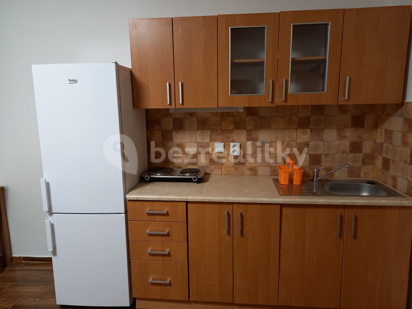 Pronájem bytu 1+kk 38 m², Do Klecánek, Klecany, Středočeský kraj Pronájem bytu 1+kk 38 m², Do Klecánek, Klecany, Středočeský kraj