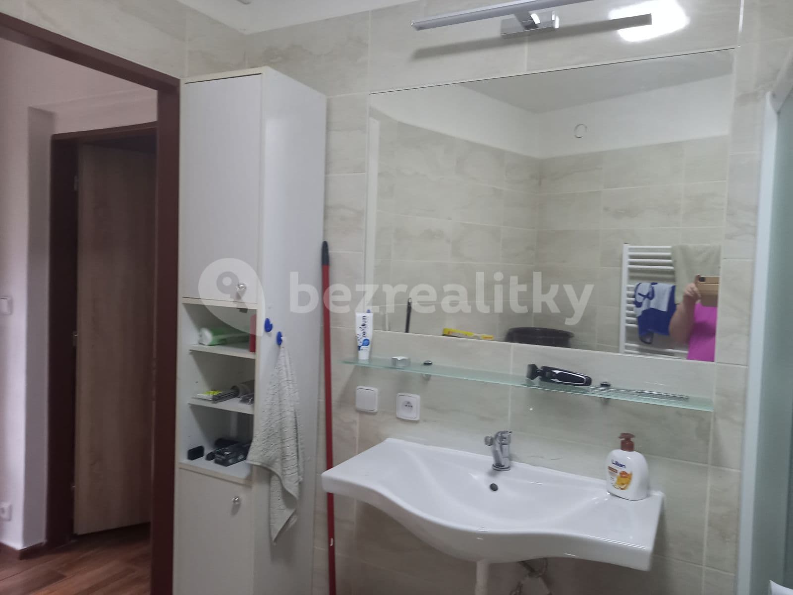 Pronájem bytu 1+kk 38 m², Do Klecánek, Klecany, Středočeský kraj Pronájem bytu 1+kk 38 m², Do Klecánek, Klecany, Středočeský kraj