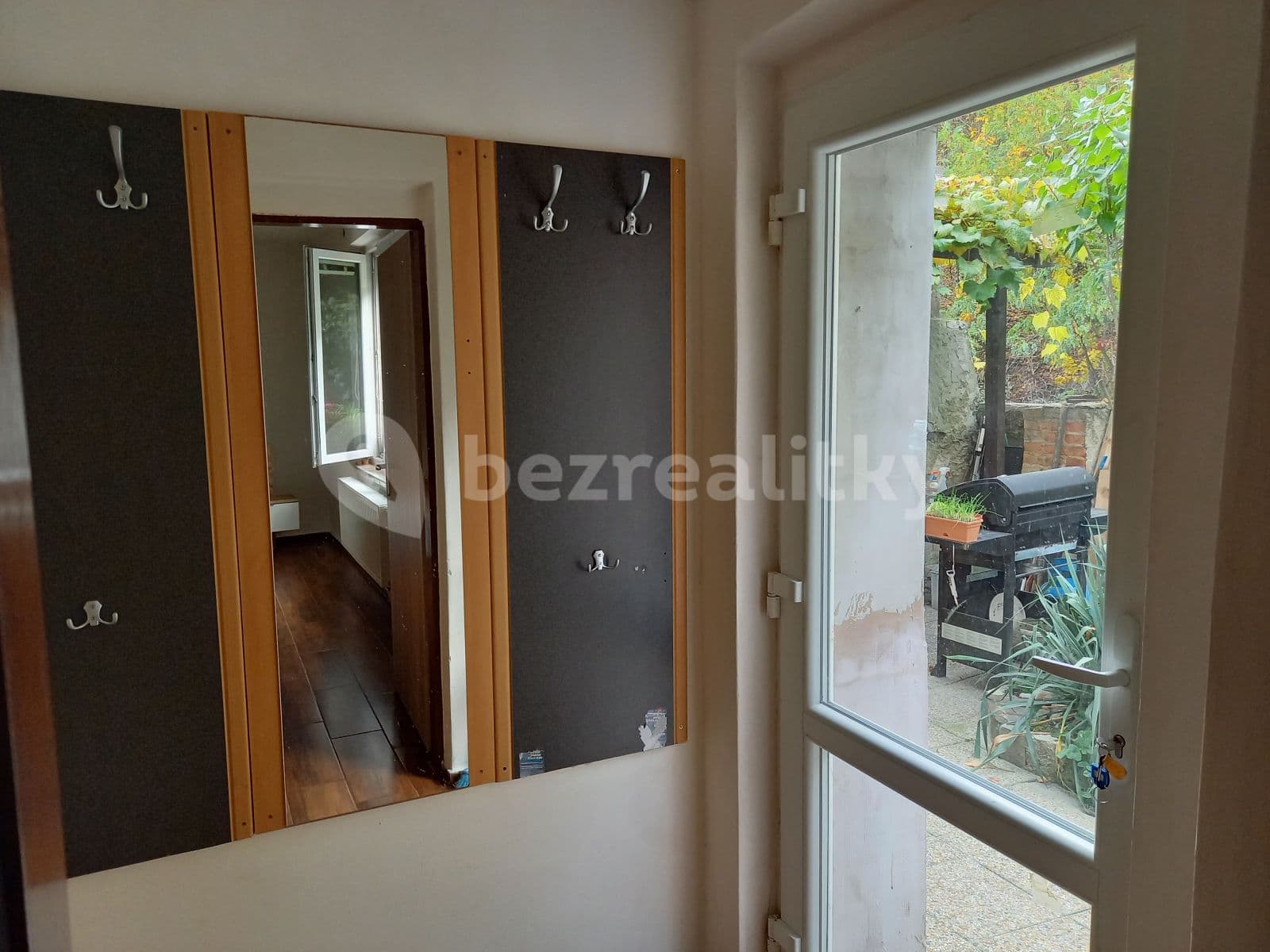 Pronájem bytu 1+kk 38 m², Do Klecánek, Klecany, Středočeský kraj Pronájem bytu 1+kk 38 m², Do Klecánek, Klecany, Středočeský kraj