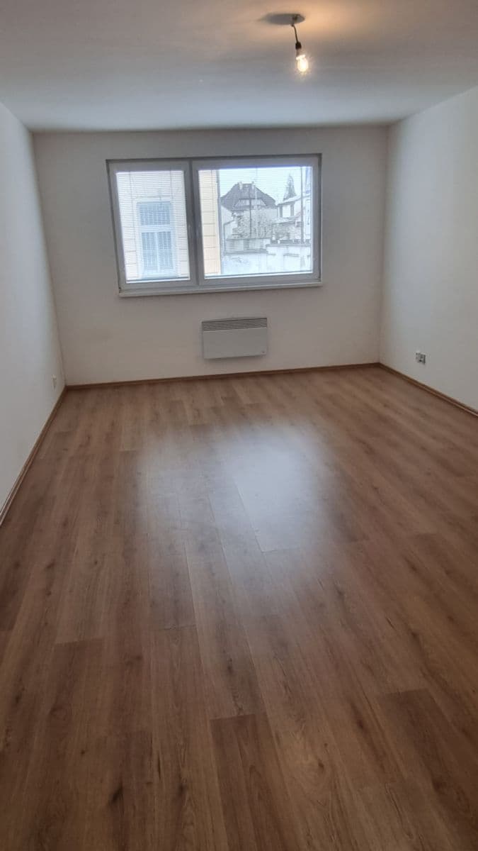 Pronájem bytu 1+kk 35 m², Na Bendovce, Praha, Praha Pronájem bytu 1+kk 35 m², Na Bendovce, Praha, Praha