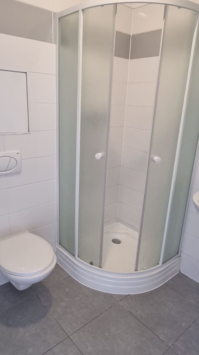 Pronájem bytu 1+kk 35 m², Na Bendovce, Praha, Praha Pronájem bytu 1+kk 35 m², Na Bendovce, Praha, Praha