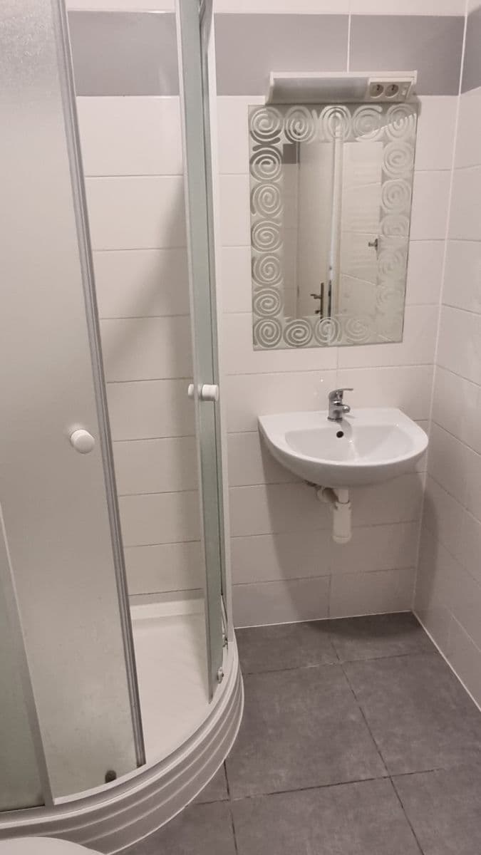 Pronájem bytu 1+kk 35 m², Na Bendovce, Praha, Praha Pronájem bytu 1+kk 35 m², Na Bendovce, Praha, Praha