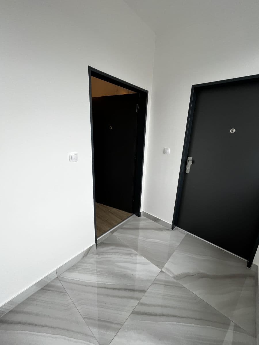 Pronájem bytu 2+kk 42 m², Kutná Hora, Středočeský kraj Pronájem bytu 2+kk 42 m², Kutná Hora, Středočeský kraj