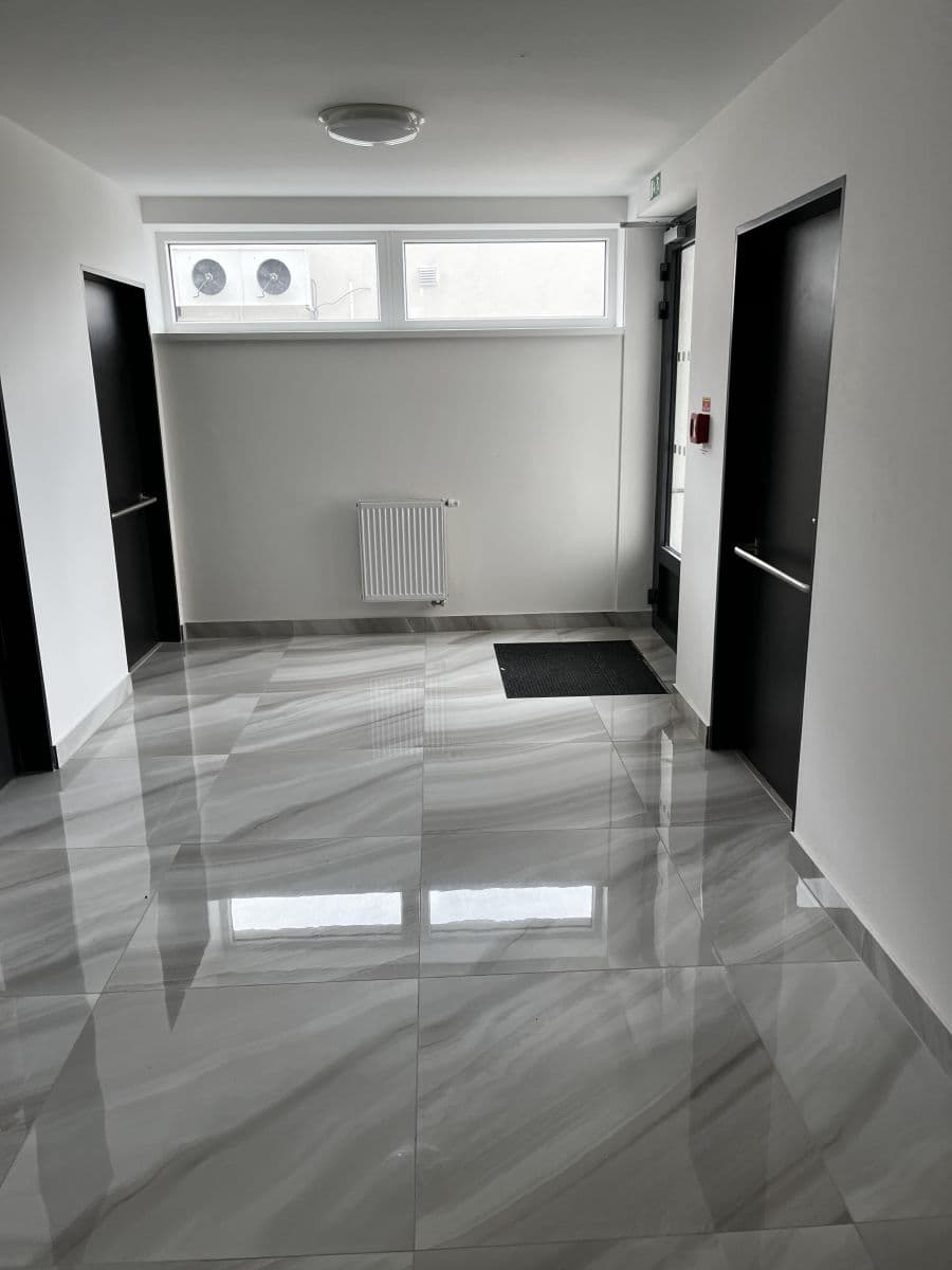 Pronájem bytu 2+kk 42 m², Kutná Hora, Středočeský kraj Pronájem bytu 2+kk 42 m², Kutná Hora, Středočeský kraj