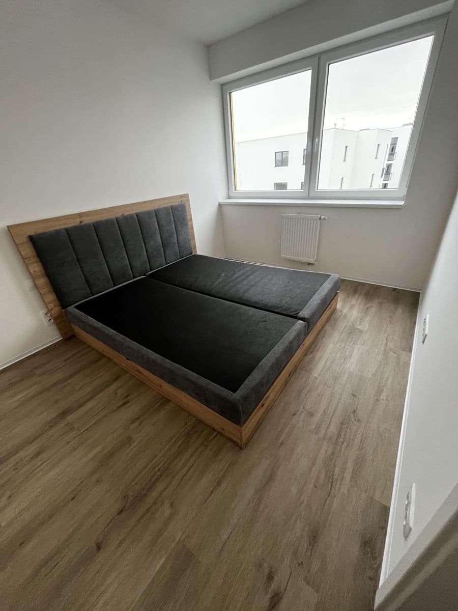 Pronájem bytu 2+kk 42 m², Kutná Hora, Středočeský kraj Pronájem bytu 2+kk 42 m², Kutná Hora, Středočeský kraj
