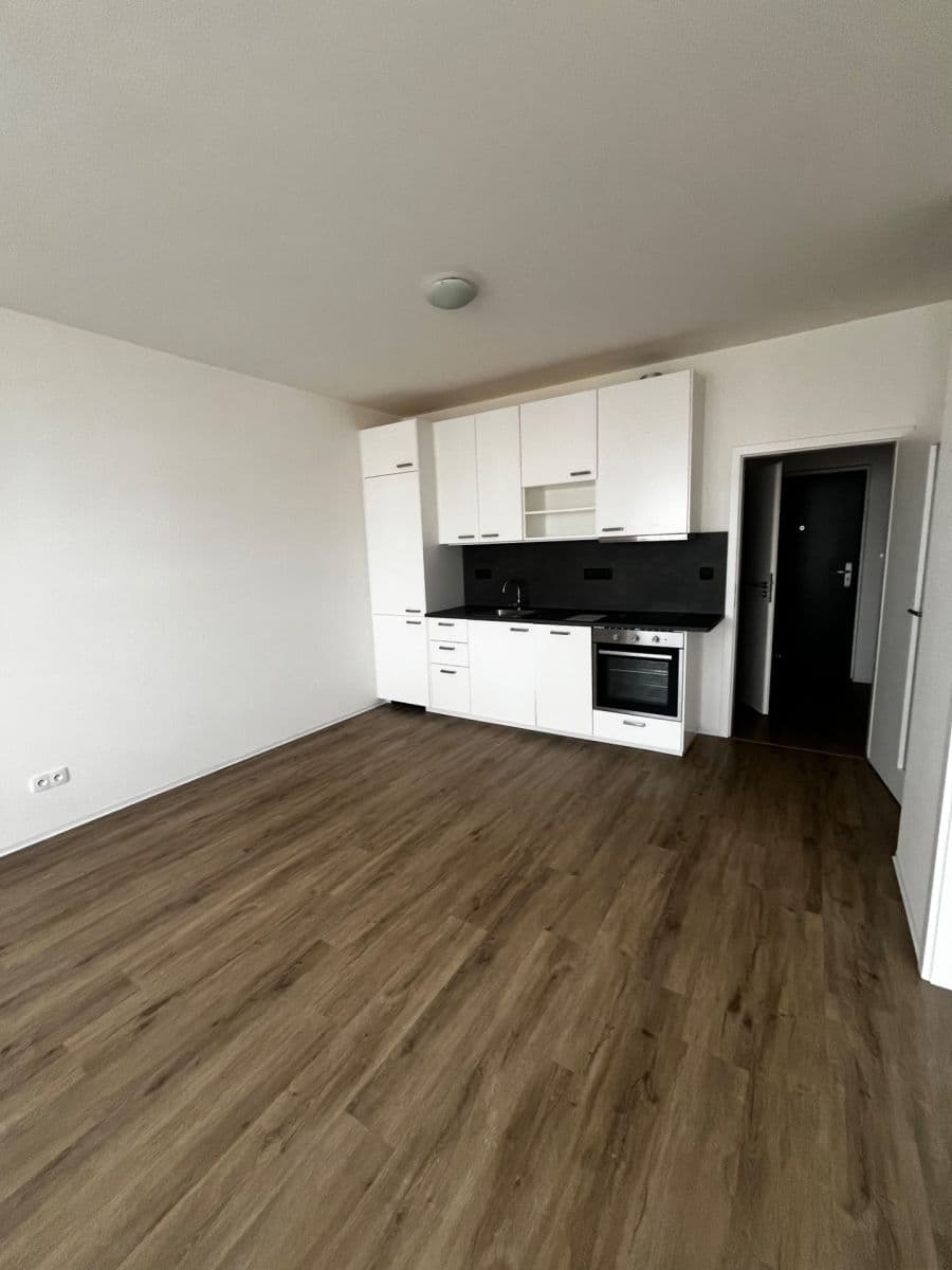 Pronájem bytu 2+kk 42 m², Kutná Hora, Středočeský kraj Pronájem bytu 2+kk 42 m², Kutná Hora, Středočeský kraj