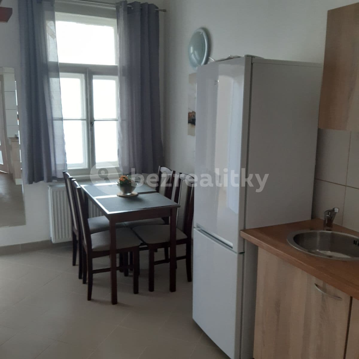 Pronájem bytu 1+1 34 m², Slivenecká, Praha, Praha Pronájem bytu 1+1 34 m², Slivenecká, Praha, Praha